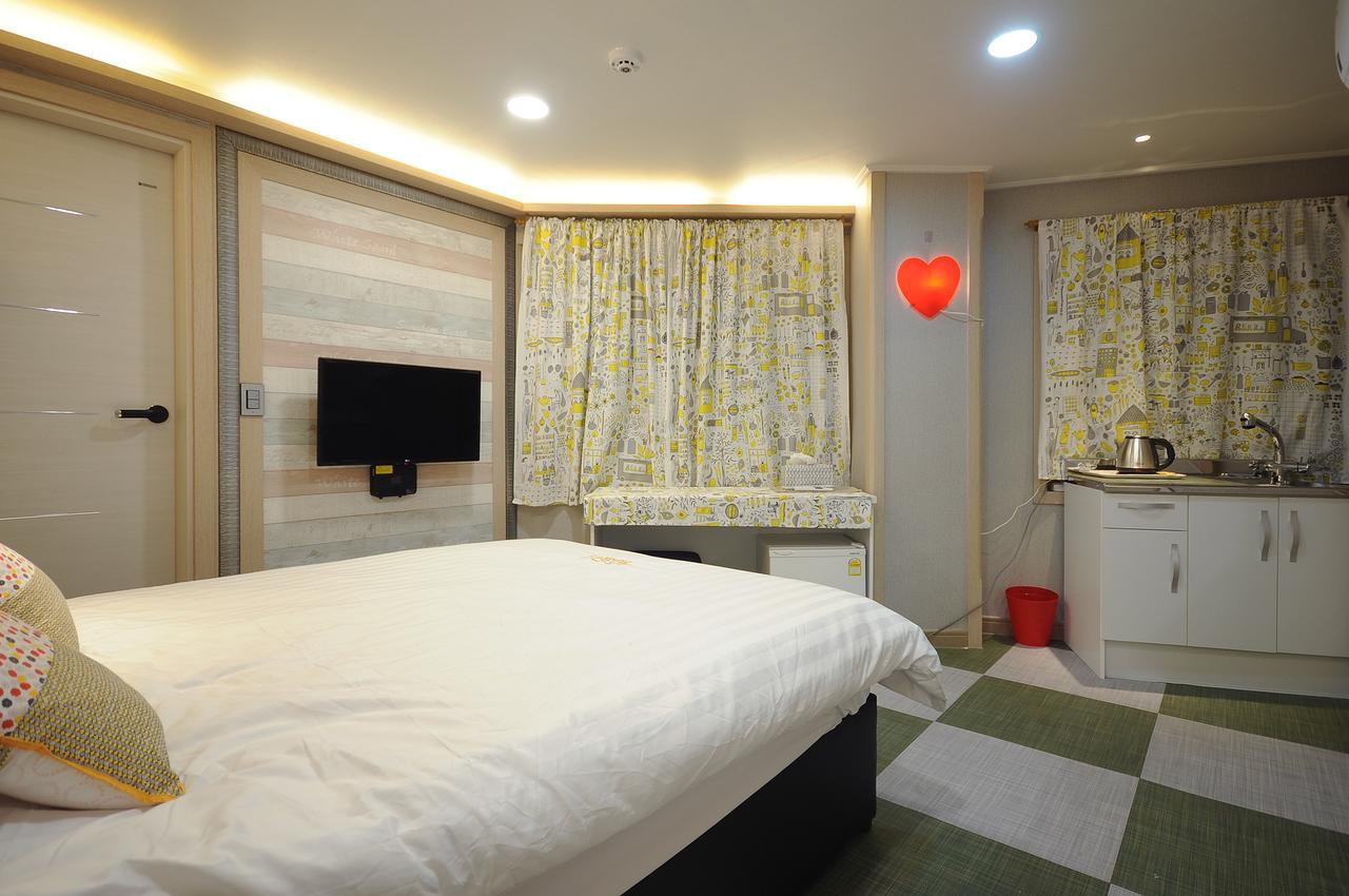 Family Hotel Bnb Пусан Екстер'єр фото