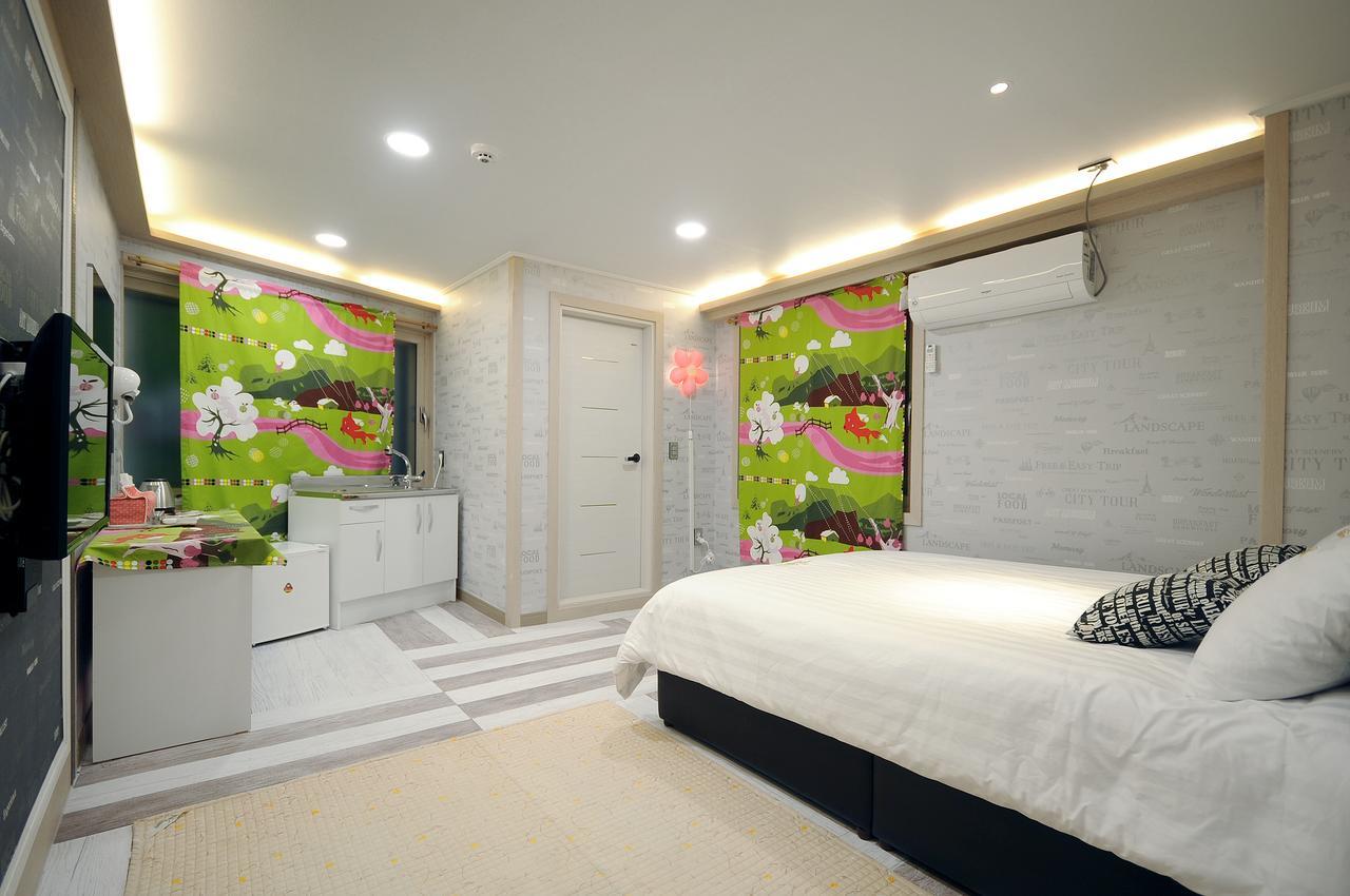 Family Hotel Bnb Пусан Екстер'єр фото