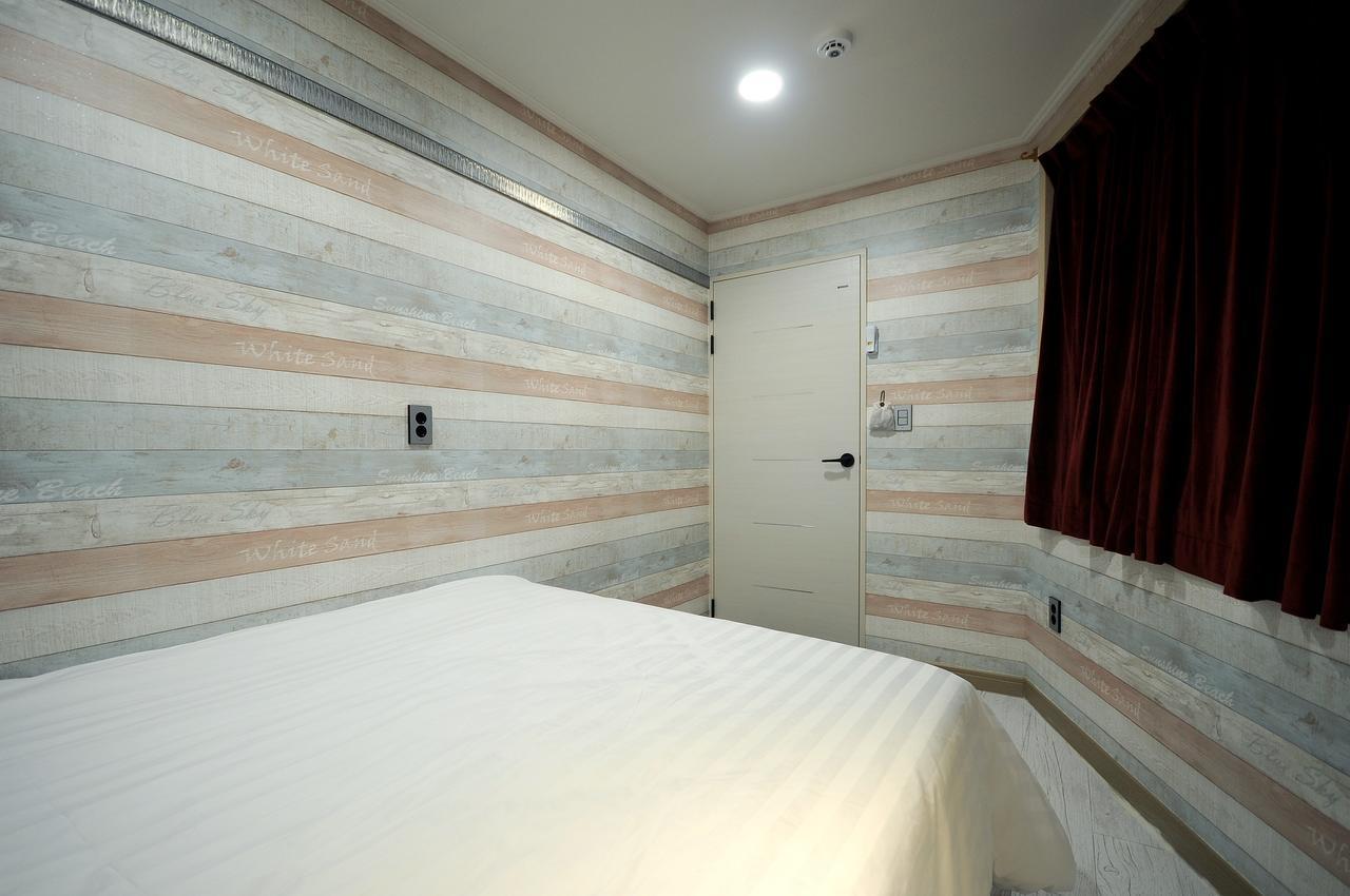 Family Hotel Bnb Пусан Екстер'єр фото